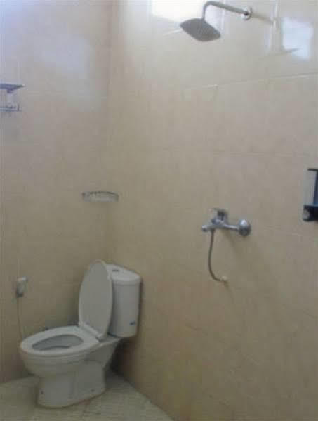 Puri Minggiran Guesthouse Yogya Yogyakarta Ngoại thất bức ảnh